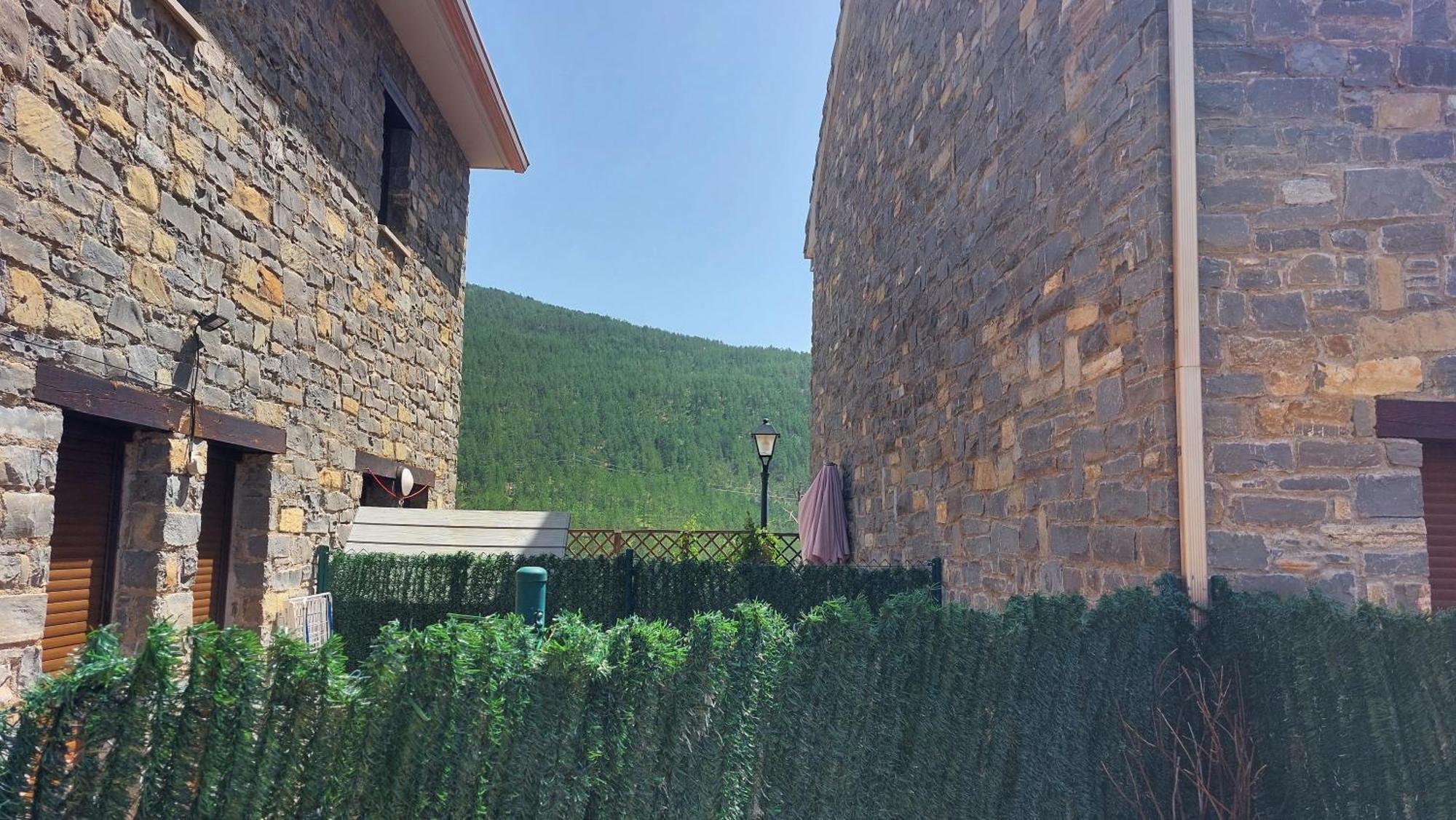 Apartamentos Castiello De Jaca 3000 Dış mekan fotoğraf
